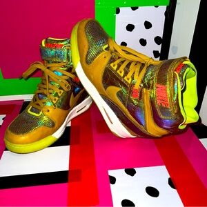 RARE SZ 9.5 Nike Air Revolution Sky High Premium QS World Cup Gold Trophy Pack